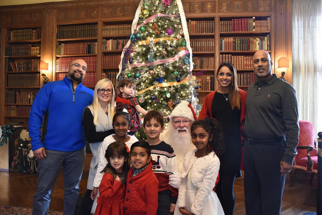 Cranbrook House - Santa Family Photo 2017