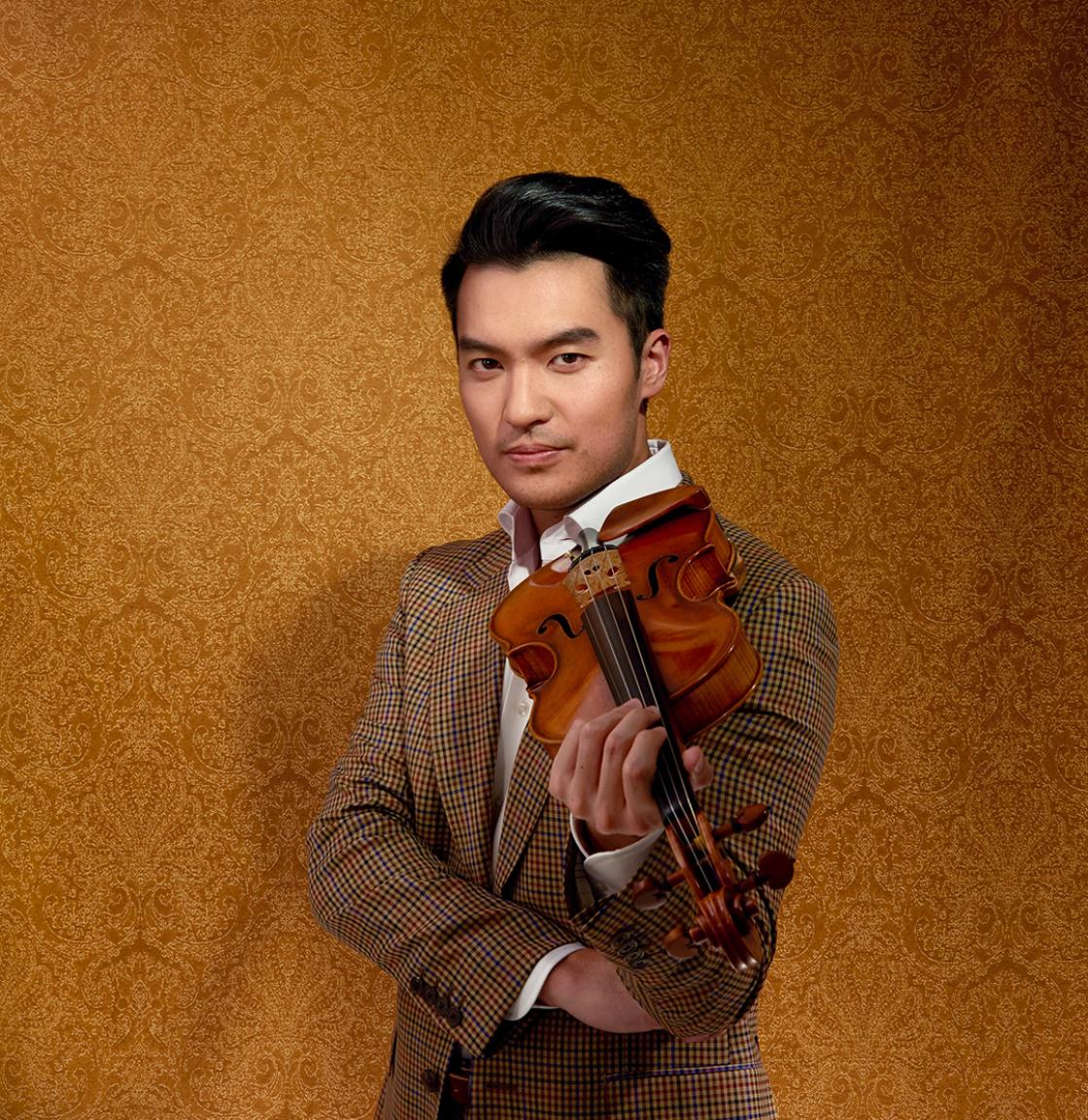 Photograph of violinist Ray Chen, June 2018. Photograph by John Mac.